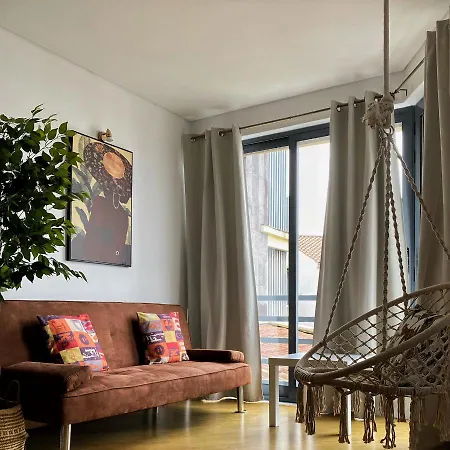 Antero De Quental Apartament *